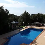 Des Cigales Bed & Breakfast 3*